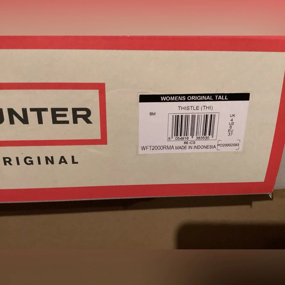 Hunter original tall rain boot in thistle size 6 - Picture 2 of 3